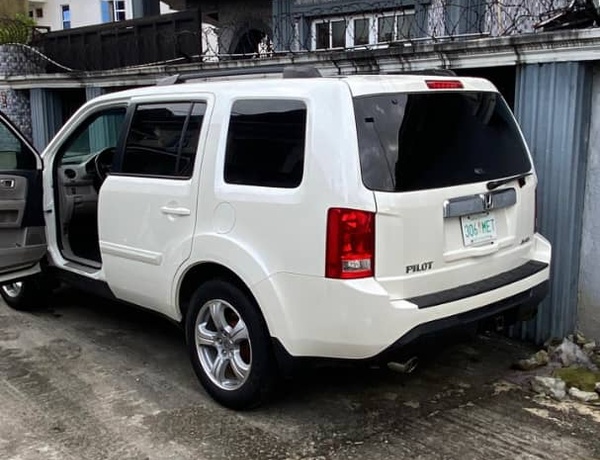 Foreign Used Honda Pilot 2015 for Sale In Ezenwa Port Harcourt