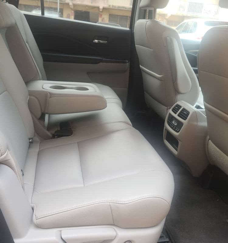 Foreign Used Honda Pilot 2016  for Sale In Ogba oikeja Lagos State image