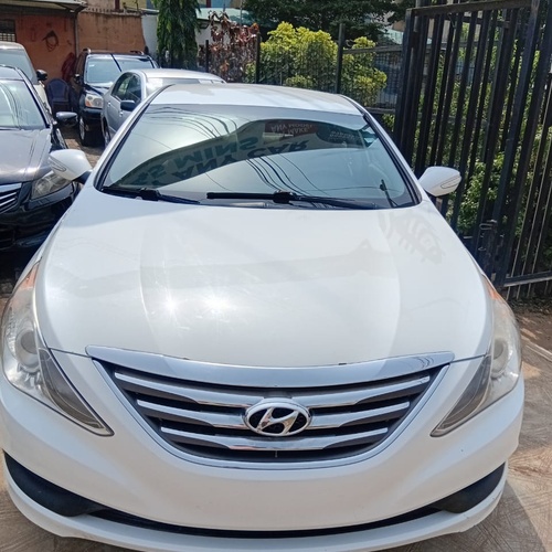 Foreign used Hyundai Sonata 2014  for Sale In Lagos