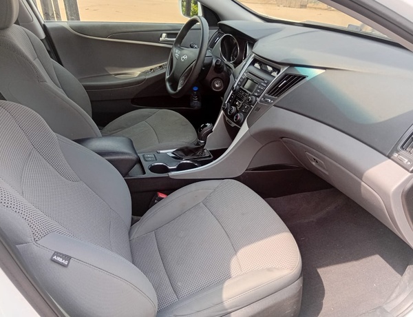 Foreign used Hyundai Sonata 2014  for Sale In Lagos