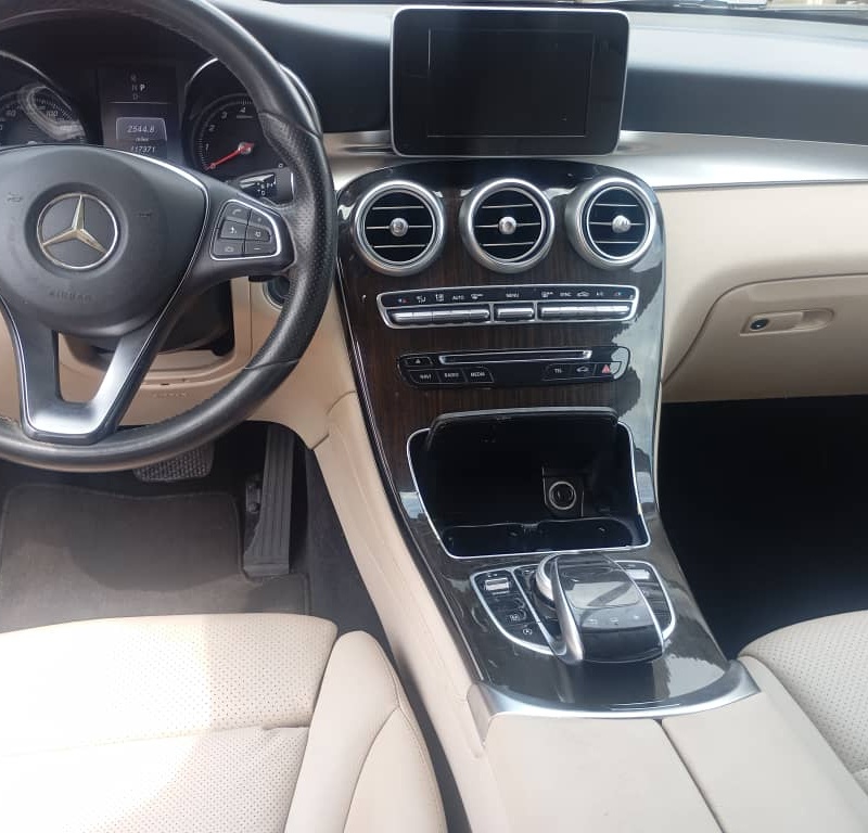 Foreign Used Mercedes Benz GLC 300 2016 model for Sale In Rivers image