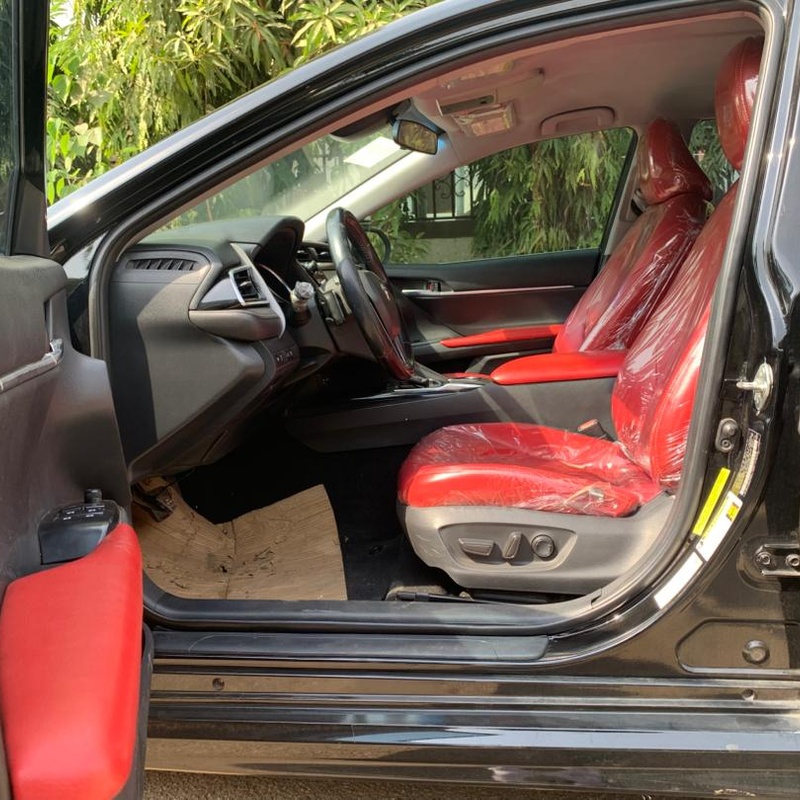 FOREIGN USED TOYOTA CAMRY 2018 SPORT SE MODEL. image