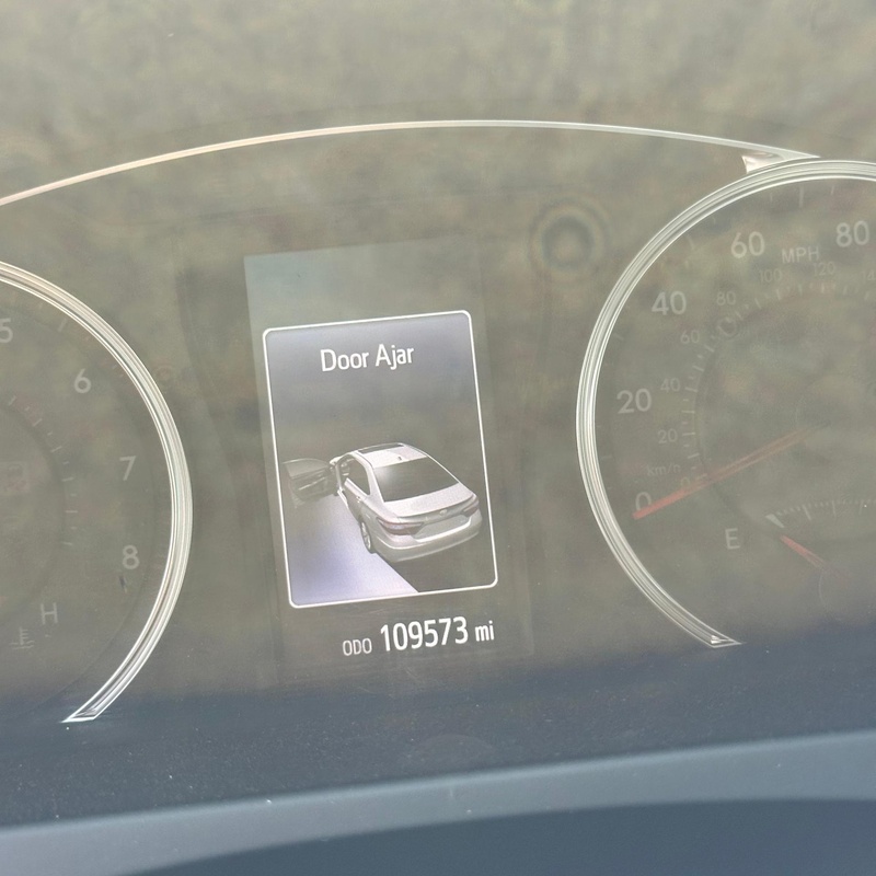 Foreign Used Toyota Camry SE 2016 for Sale In Edo image