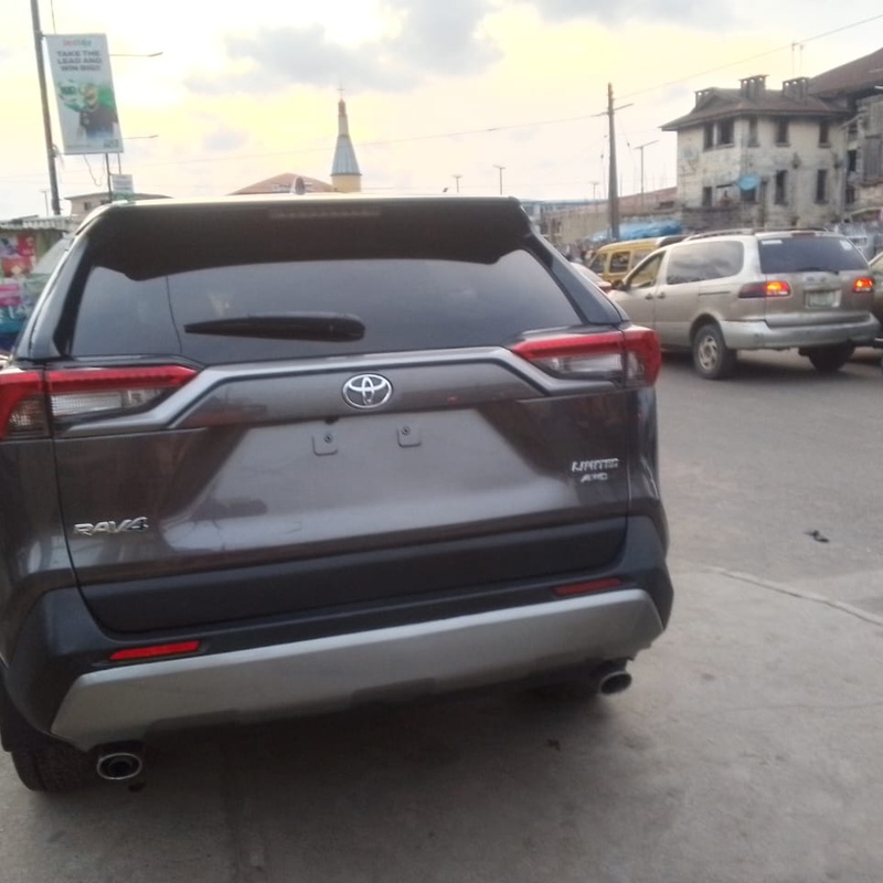 Foreign Used Toyota HighLander 2020 for Sale in Lagos image
