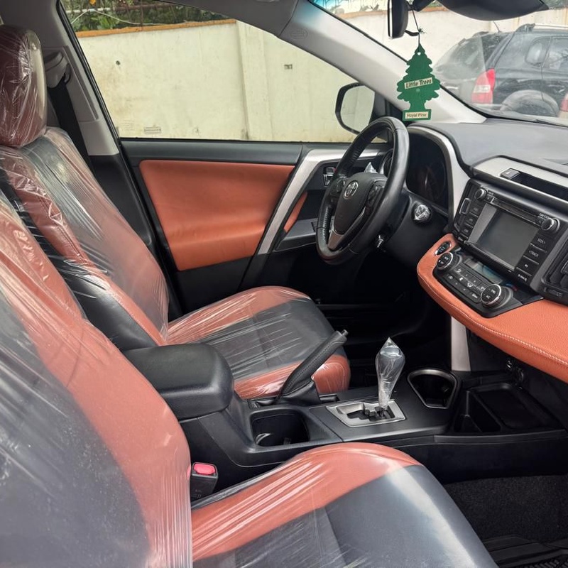 Foreign Used Toyota RAV4 2018 Model image