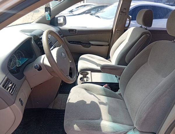 Foreign Used Toyota Sienna 2004 for Sale In Lagos