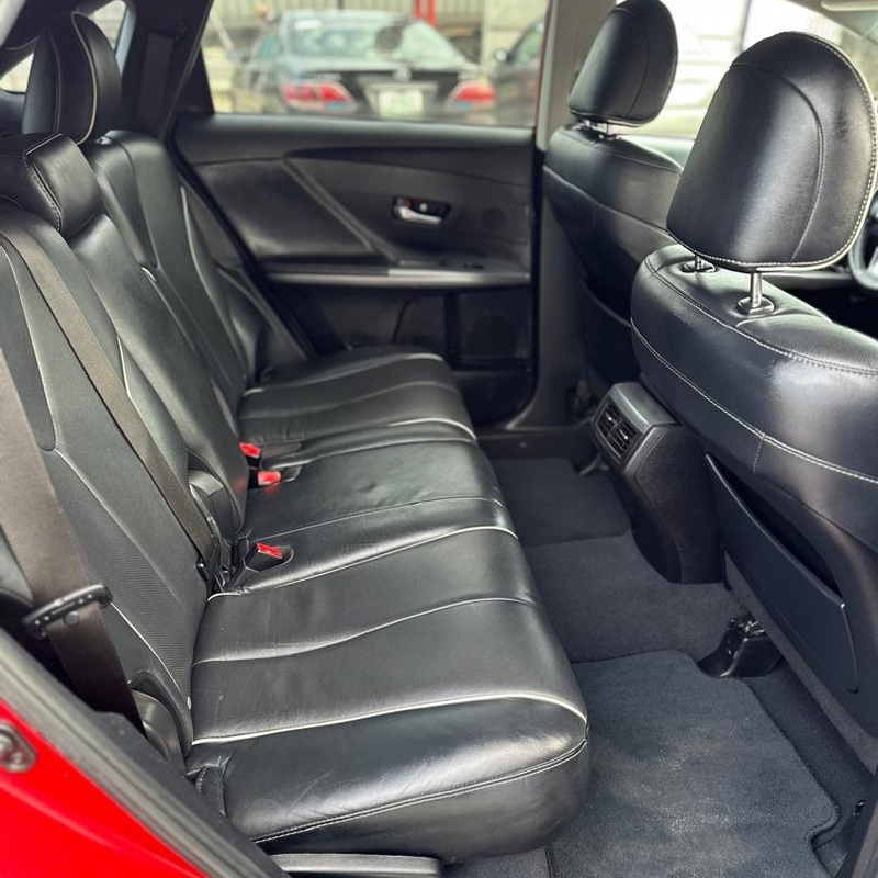 Foreign Used Toyota Venza  2015 Model for Sale In Lagos image