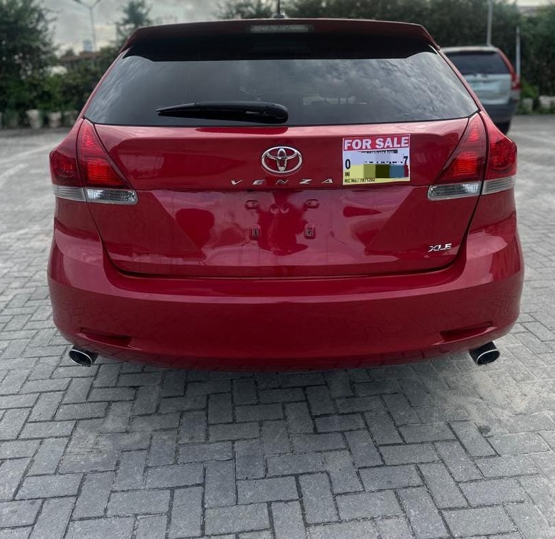 Foreign Used Toyota Venza  2015 Model for Sale In Lagos image