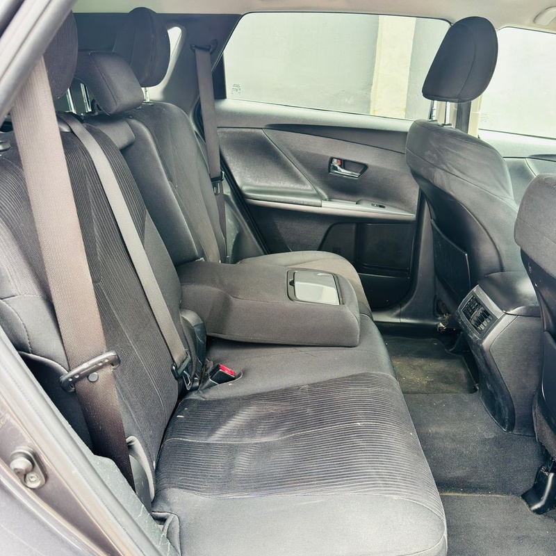 Foreign Used Toyota Venza LE 2013 for Sale In Lagos image