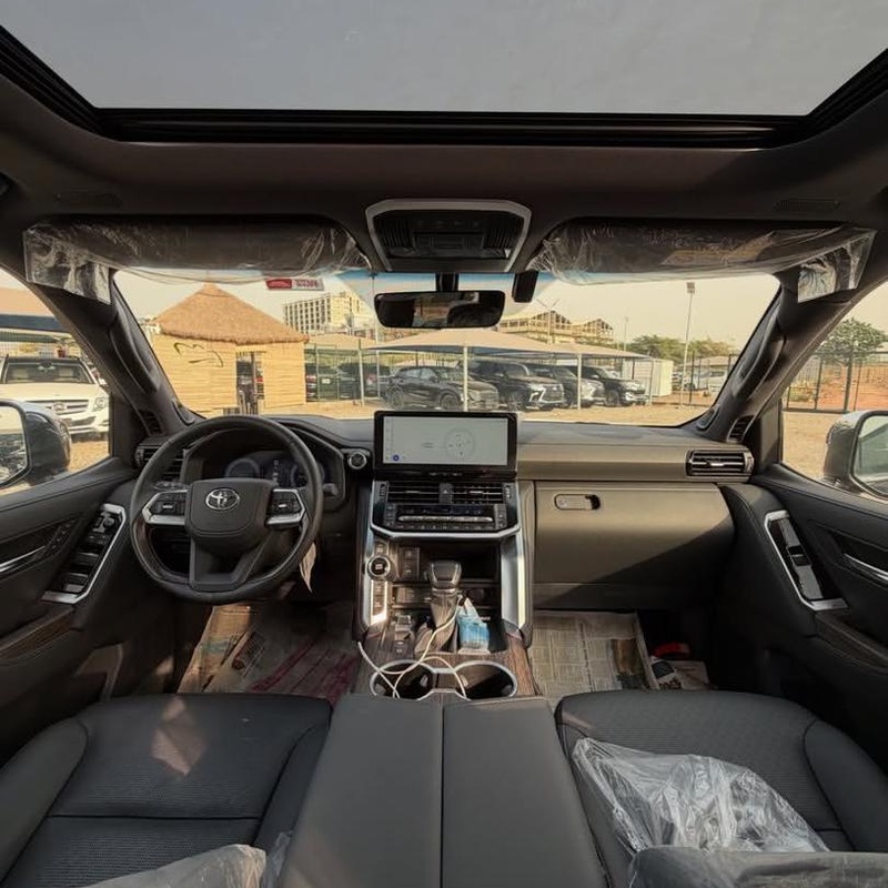 FOREIGN USED (ZERO MILES)  2025 TOYOTA LANDCRUISER FOR SALE IN ABUJA image