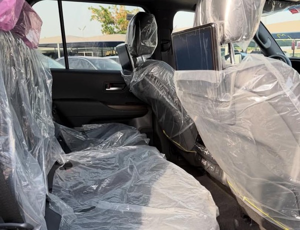 FOREIGN USED (ZERO MILES)  2025 TOYOTA LANDCRUISER FOR SALE IN ABUJA