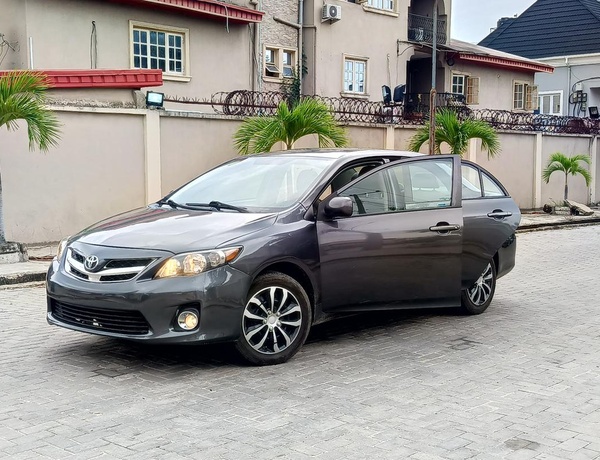 Foriegn Used Corolla LE 2012 In Lagos