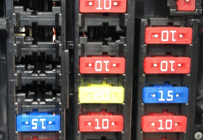 Fuse Box image 5