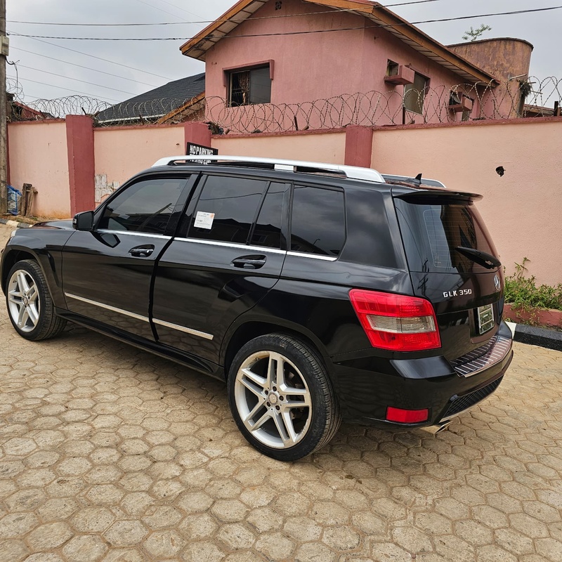GLK350 in Ogba image