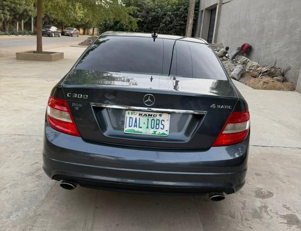 GOOD DEAL  2008 MERCEDES BENZ C300 FOR SALE IN KANO