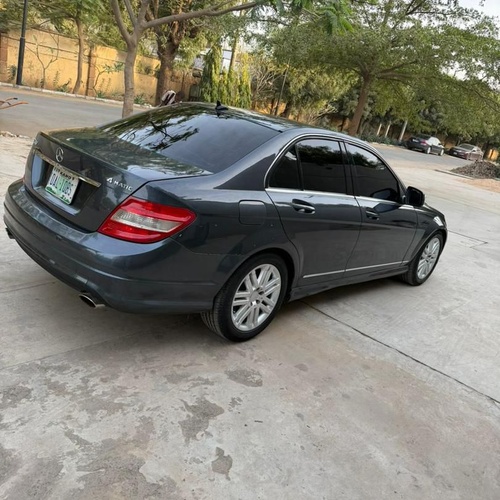 GOOD DEAL  2008 MERCEDES BENZ C300 FOR SALE IN KANO