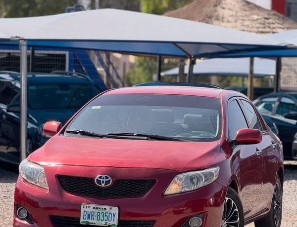 GOOD DEAL  2010 TOYOTA COROLLA FOR SALE IN ABUJA