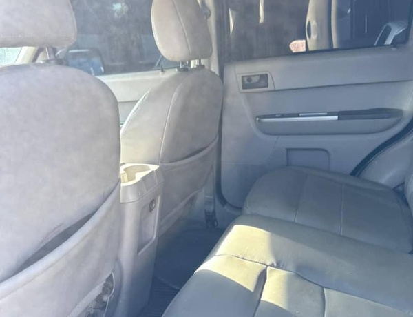 GOOD DEAL 2012 FORD ESCAPE AWD FOR SALE IN KANO