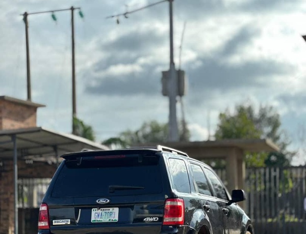 GOOD DEAL 2012 FORD ESCAPE AWD FOR SALE IN KANO
