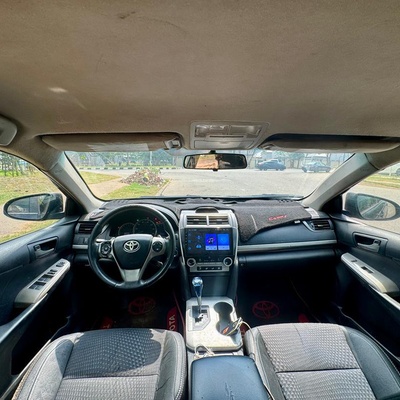 GOOD DEAL  2013 TOYOTA CAMRY SE (KEYLESS) FOR SALE IN ABUJA