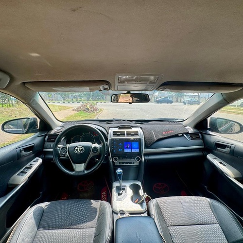 GOOD DEAL  2013 TOYOTA CAMRY SE (KEYLESS) FOR SALE IN ABUJA