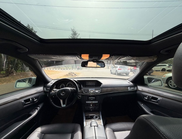 GOOD DEAL  2014 MERCEDES BENZ E350 FOR SALE IN ABUJA