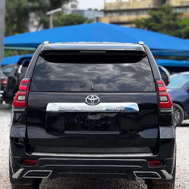 GOOD DEAL  2014 TOYOTA PRADO FOR SALE IN ABUJA image