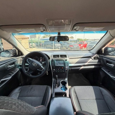 GOOD DEAL  2015 TOYOTA CAMRY SE FOR SALE IN ABUJA