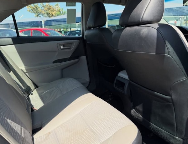 2015 TOYOTA CAMRY SE FOR SALE IN ABUJA