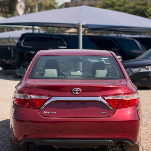 2015 TOYOTA CAMRY SE FOR SALE IN ABUJA