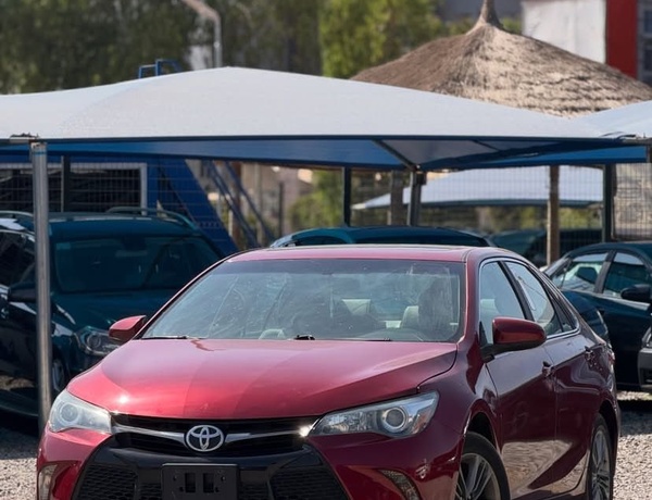2015 TOYOTA CAMRY SE FOR SALE IN ABUJA