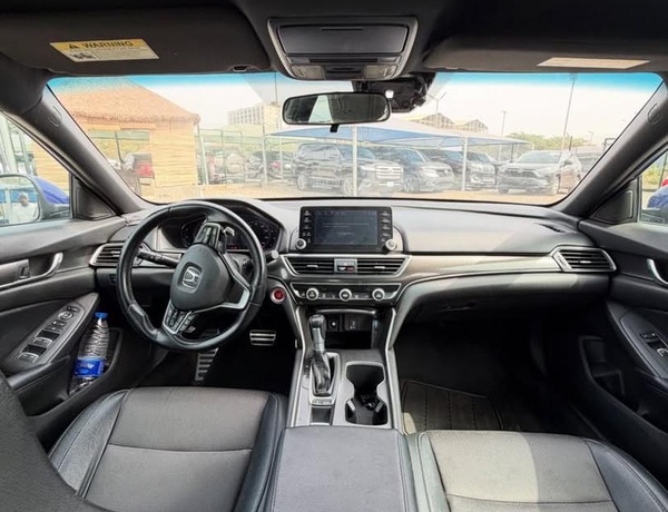 GOOD DEAL  2018 HONDA ACCORD FOR SALE IN ABUJA