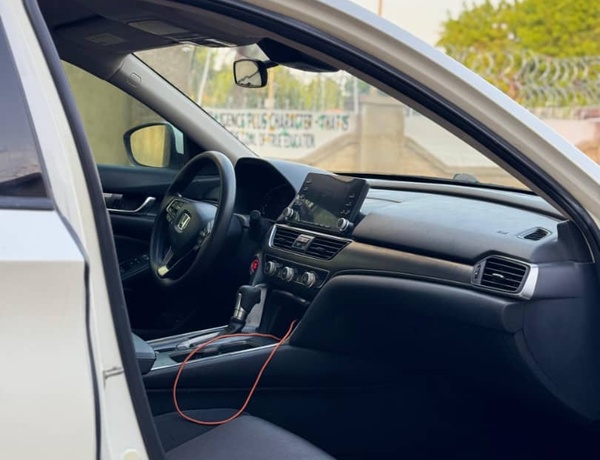 GOOD DEAL   2019 HONDA ACCORD LX  IN KANO