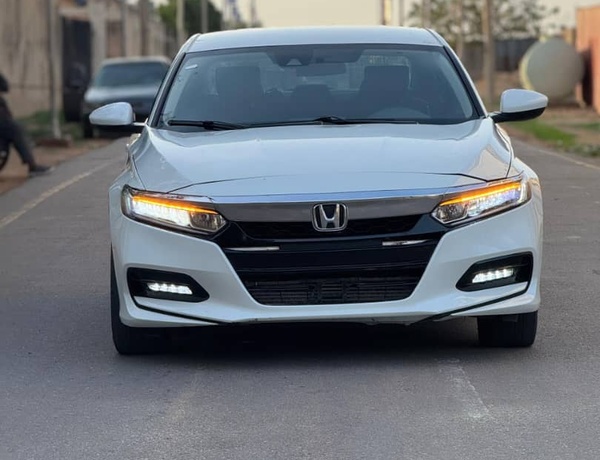 GOOD DEAL   2019 HONDA ACCORD LX  IN KANO