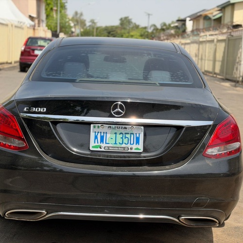 GOOD DEAL 2016 MERCEDES BENZ C300 FOR SALE IN ABUJA