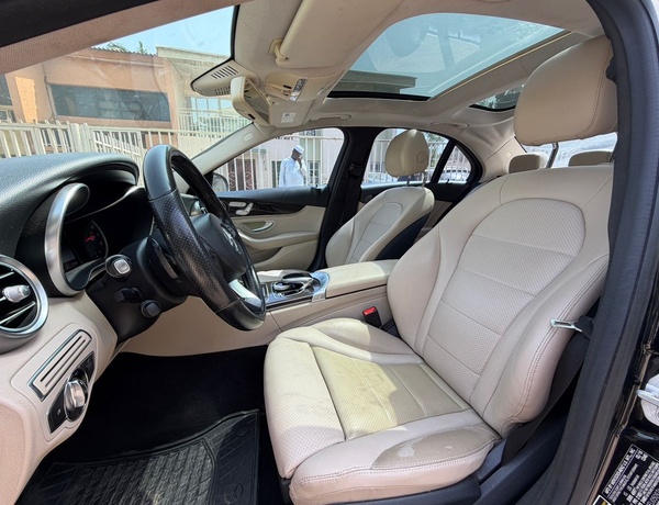 GOOD DEAL 2016 MERCEDES BENZ C300 FOR SALE IN ABUJA
