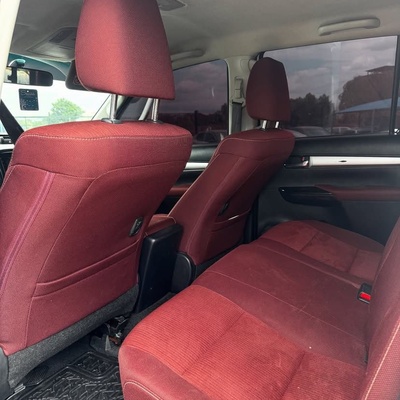 GOOD DEAL ( BRAND NEW)  2021 TOYOTA HILUX  FOR SALE IN LAGOS