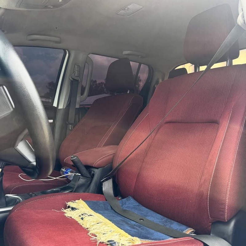 GOOD DEAL ( BRAND NEW)  2021 TOYOTA HILUX  FOR SALE IN LAGOS image