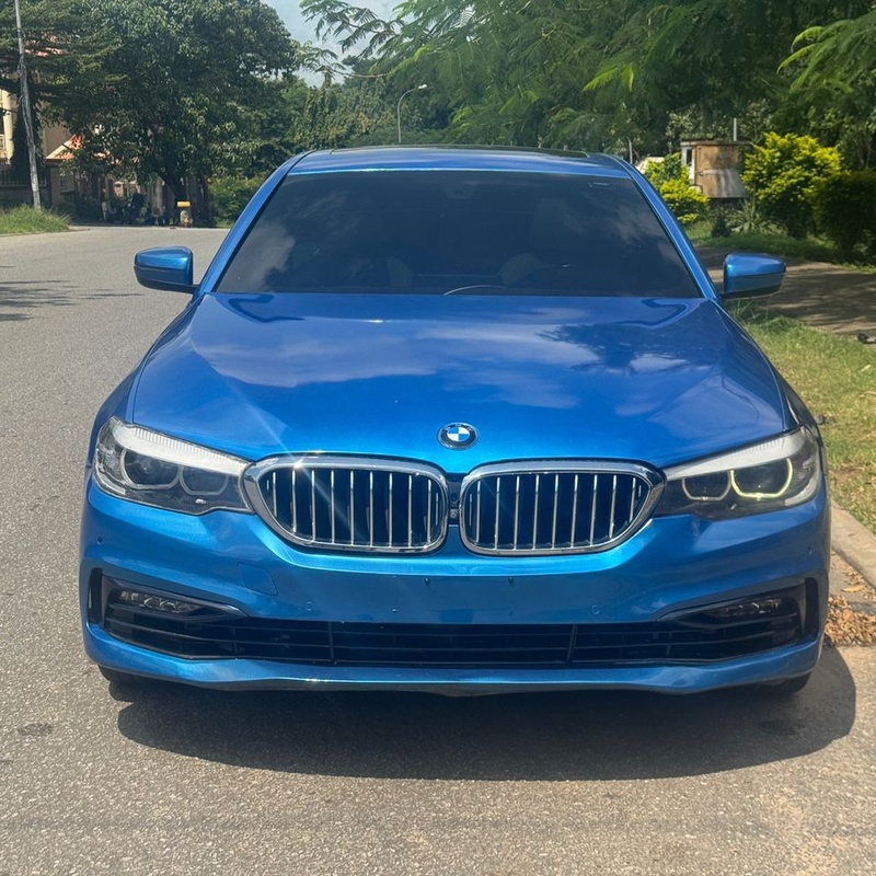 GOOD DEAL(EXTREMELY CLEAN)  2018 BMW 530i FOR SALE IN ABUJA image