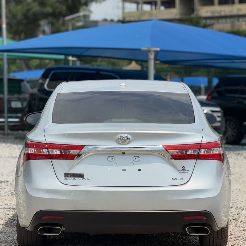 GOOD DEAL (FOREIGN USED)  2013 TOYOTA AVALON XLE FOR SALE IN ABUJA image