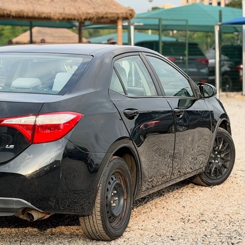 GOOD DEAL FOREIGN USED 2015 TOYOTA COROLLA LE FOR SALE IN ABUJA
