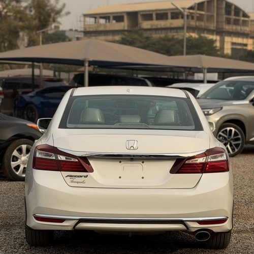 FOREIGN USED 2017 HONDA ACCORD EXL FOR SALE IN ABUJA
