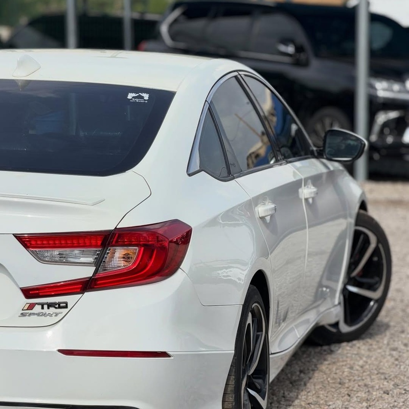 FOREIGN USED 2018 HONDA ACCORD FOR SALE IN ABUJA image