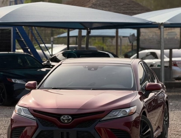 GOOD DEAL(FOREIGN USED)  2018 TOYOTA CAMRY XSE