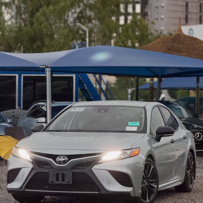 FOREIGN USED  2019 TOYOTA CAMRY XSE  FOR SALE IN ABUJA image