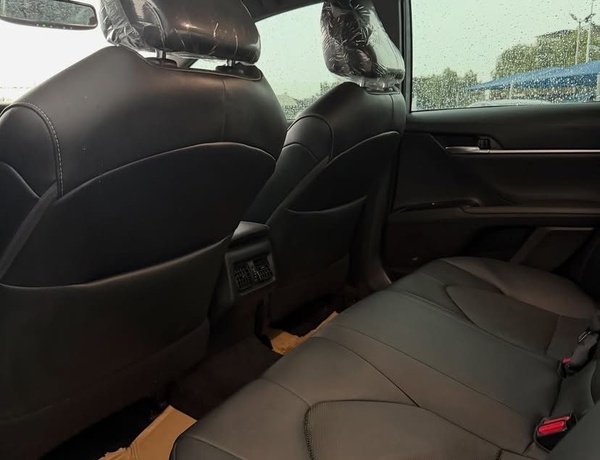 FOREIGN USED  2019 TOYOTA CAMRY XSE  FOR SALE IN ABUJA