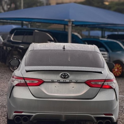 FOREIGN USED 2020 TOYOTA CAMRY FOR SALE IN ABUJA
