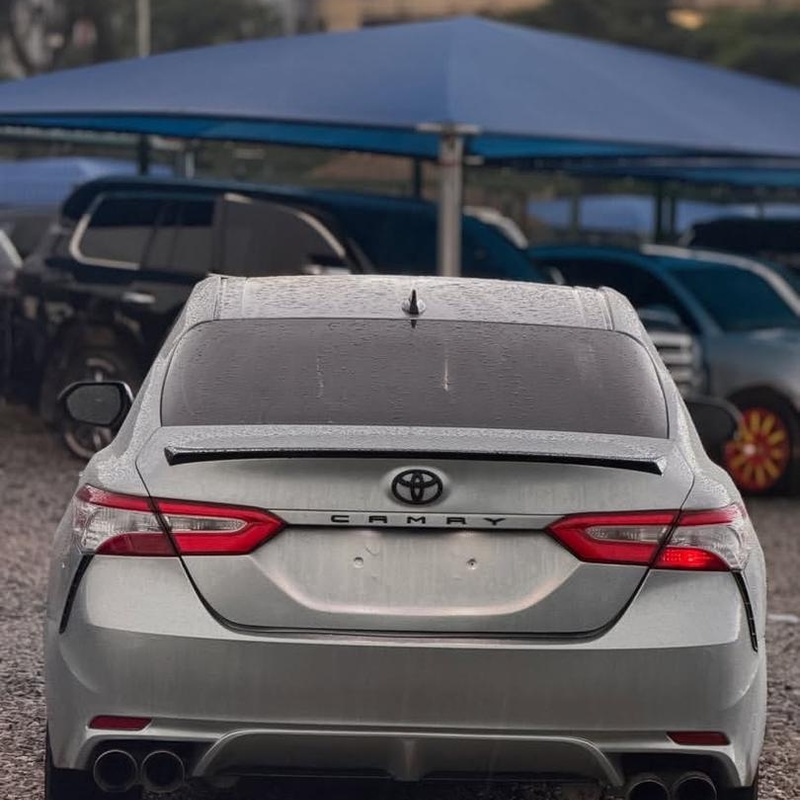 FOREIGN USED 2020 TOYOTA CAMRY FOR SALE IN ABUJA image