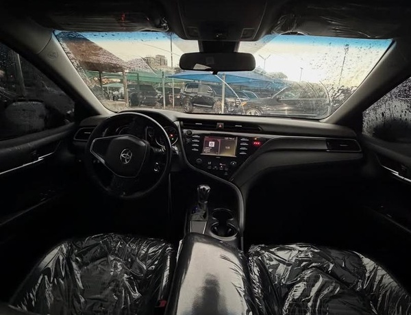 FOREIGN USED 2020 TOYOTA CAMRY FOR SALE IN ABUJA