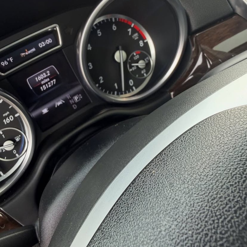 GOOD DEAL NIGERIAN USED  2013 MERCEDES ML350 ABUJA image